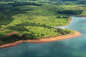 Sobrevoo à bacia do rio Paranapanema